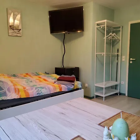 Studio-apartment Mit Kleinem Gartenanteil Apartment Burg auf Fehmarn