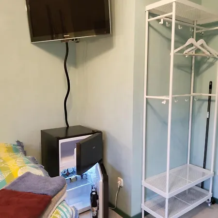 Lejlighed Studio-apartment Mit Kleinem Gartenanteil *