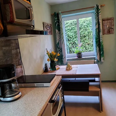 Studio-apartment Mit Kleinem Gartenanteil Lejlighed