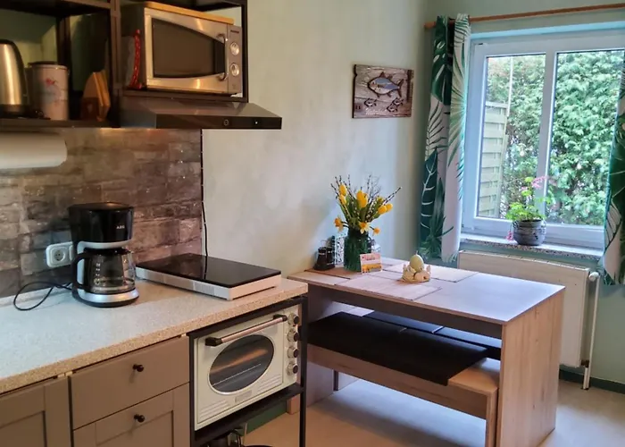 Studio-apartment Mit Kleinem Gartenanteil Lejlighed *